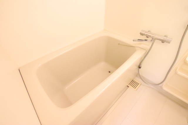 バス・シャワールーム　別室の参考写真です。※現況優先