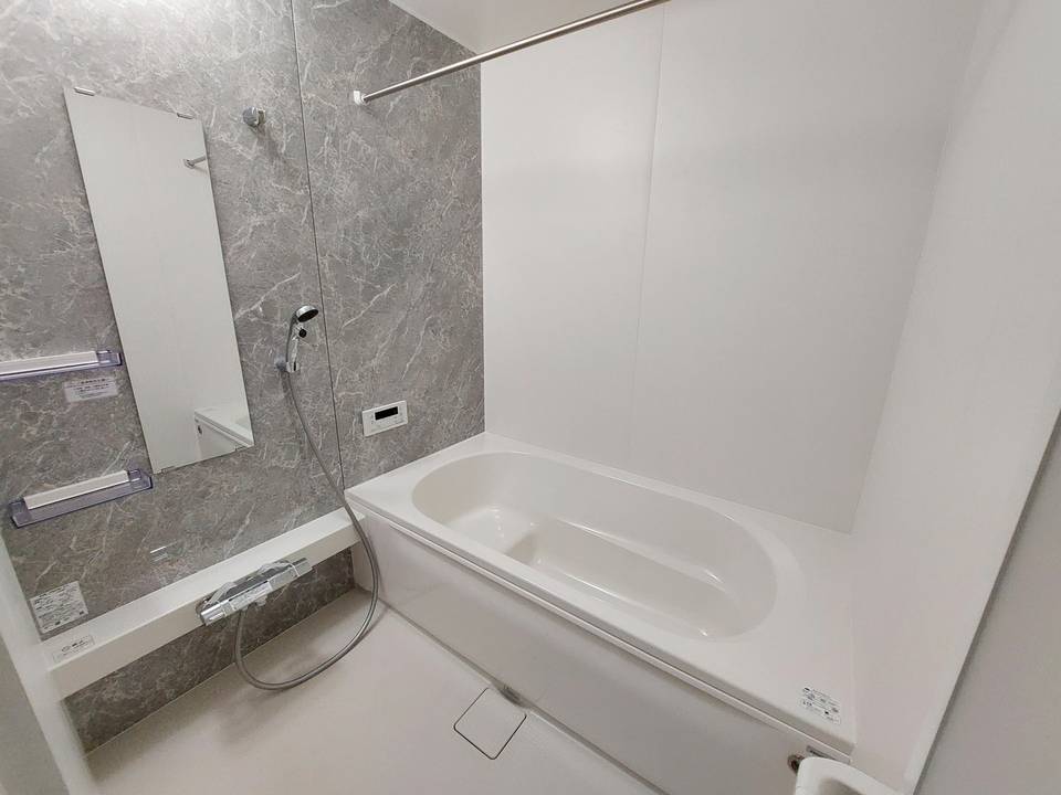 バス・シャワールーム　浴室