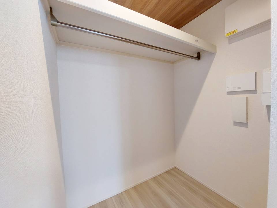 収納　ウォークインクローゼット