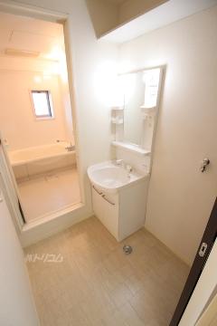 洗面設備　洗髪洗面化粧台