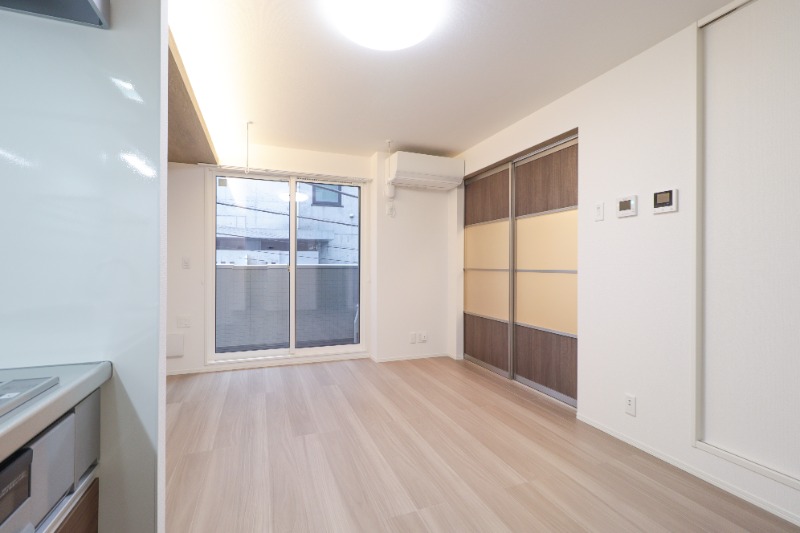 居室・リビング　図面と現状に相違がある場合には現状を優先