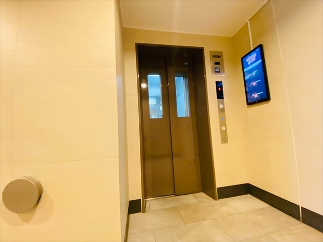 その他共有部分　同一建物内５０８号室内装写真転載