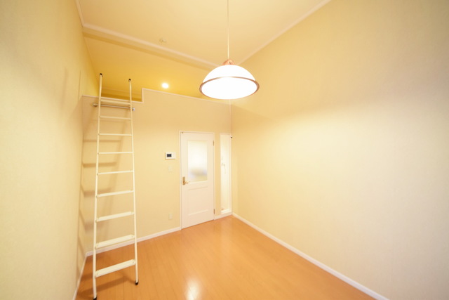 居室・リビング　～スッキリした間取りです～