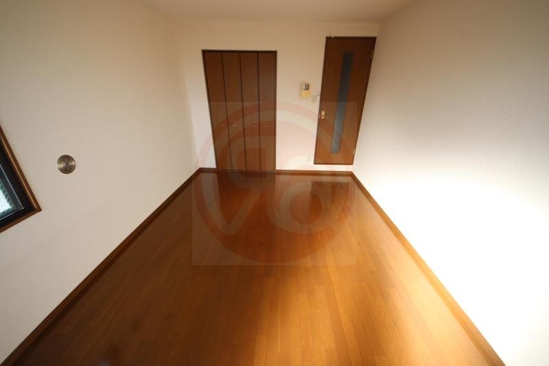 その他部屋・スペース　落ち着いて過ごせるお部屋なので、寝室にいかがでしょうか