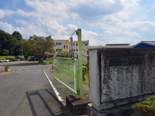 小学校　常陸大宮市立大宮西小学校（小学校）まで2378m