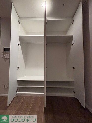 収納　お問合せは(株)タウンハウジング東京へ