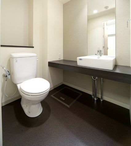 トイレ　??仲介手数料は半月分【0.54ヶ月】です！??