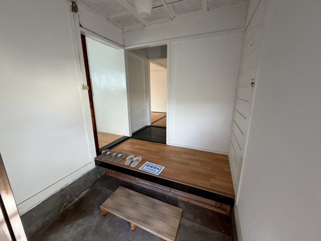 姫路市大塩町戸建の玄関写真