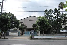 中学校　浜脇中学校（中学校）まで1277m