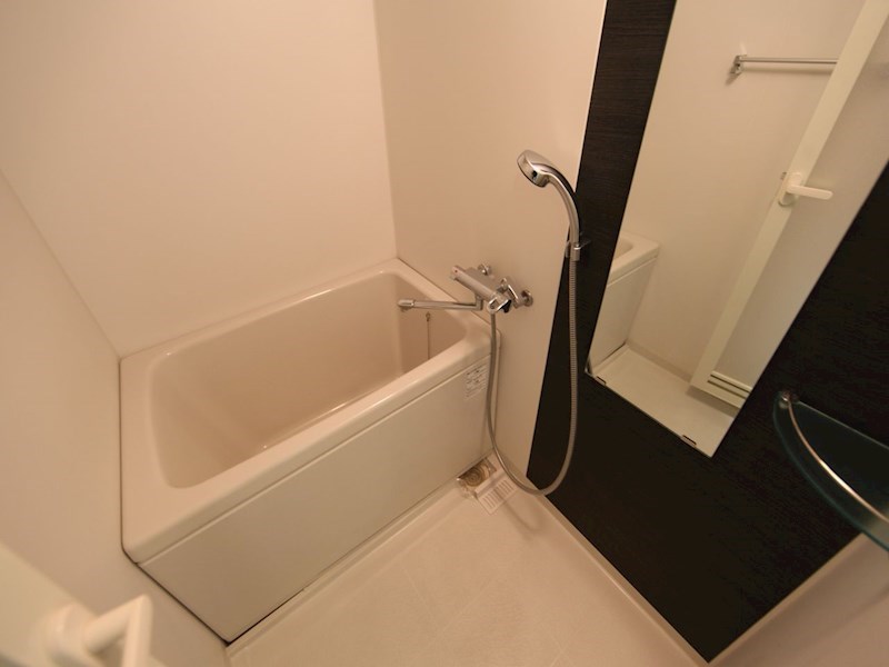 バス・シャワールーム　バスルーム　浴室暖房乾燥機付