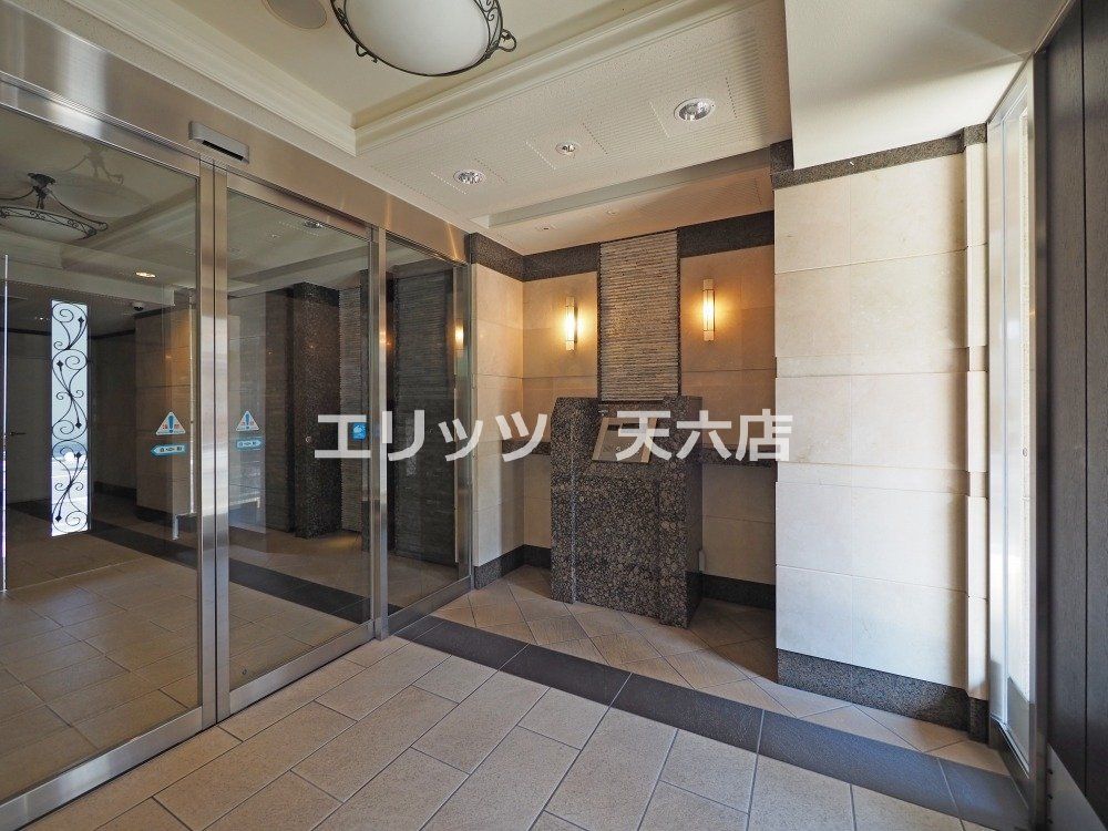 その他　エントランス