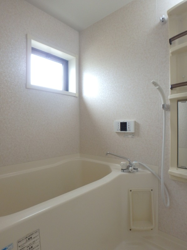 バス・シャワールーム　図面と現状に相違がある場合には現状を優先