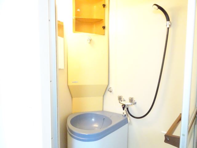 バス・シャワールーム　シャワールーム