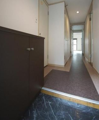 玄関　※写真と異なる場合は現状優先。