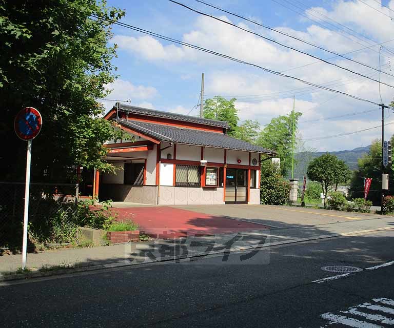 警察署・交番　亀岡警察署　つつじヶ丘交番（警察署・交番）まで500m