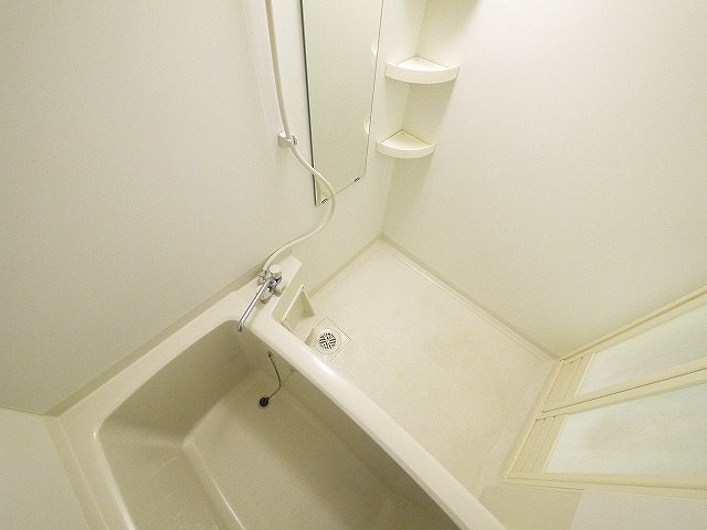 バス・シャワールーム　日々の疲れを癒すお風呂付です