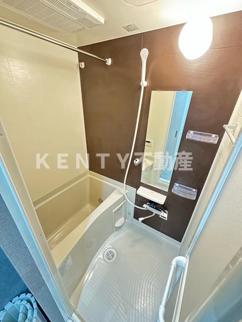 バス・シャワールーム　お風呂で日々の疲れを落としましょう