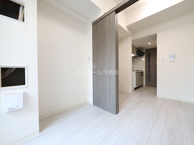 居室・リビング　DK6.2帖　洋室3.0帖と繋げて使用もできます