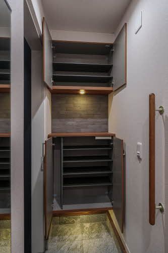 収納　シューズボックス