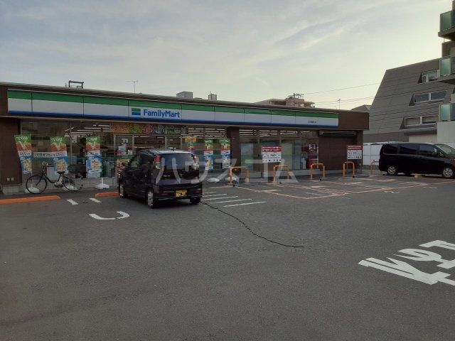 コンビニ　ファミリーマート 立川南通り店（コンビニ）まで132m