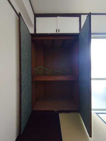 収納　メゾン岡本