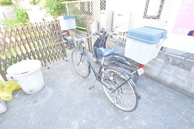 駐車場　★駐輪場★