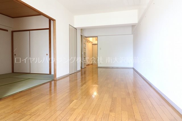 玄関　☆広々リビング12帖☆