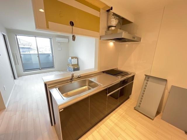 キッチン　※建築中のため、参考イメージです