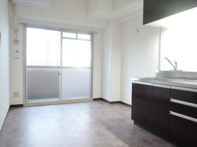 居室・リビング　別号室の参考写真です。