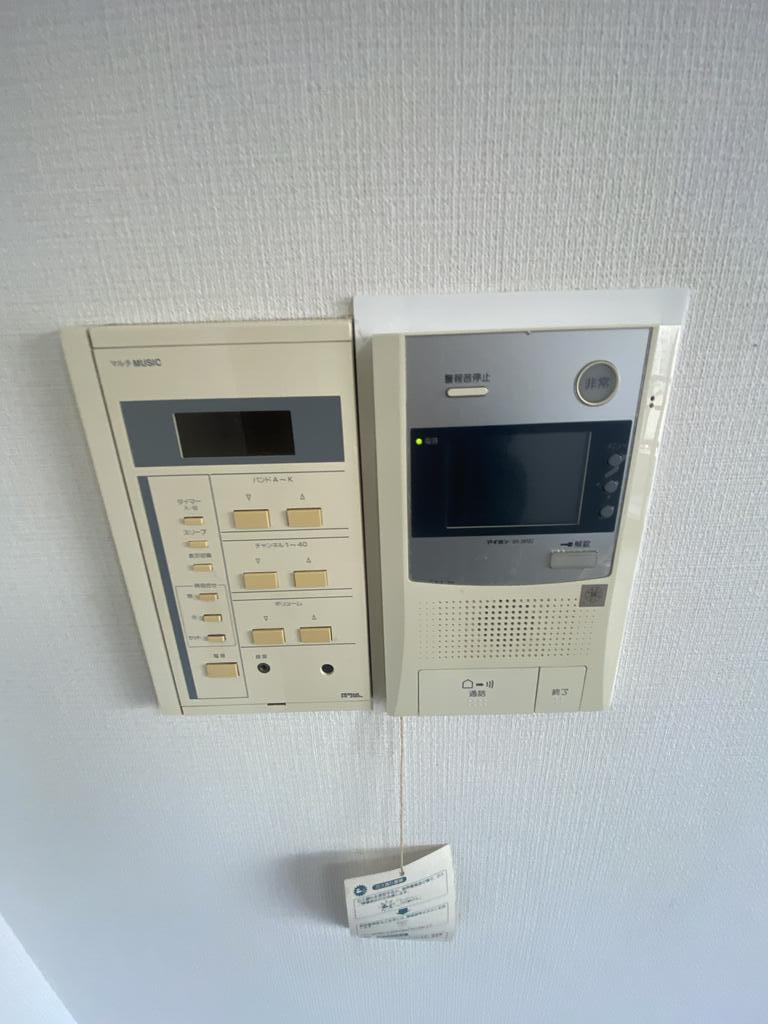 セキュリティ　モニター付きインターホンあり