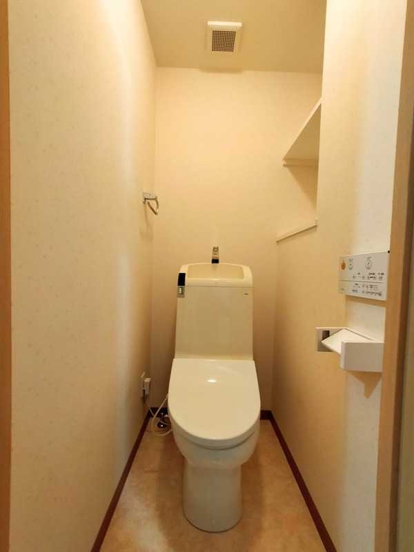 トイレ　トイレ