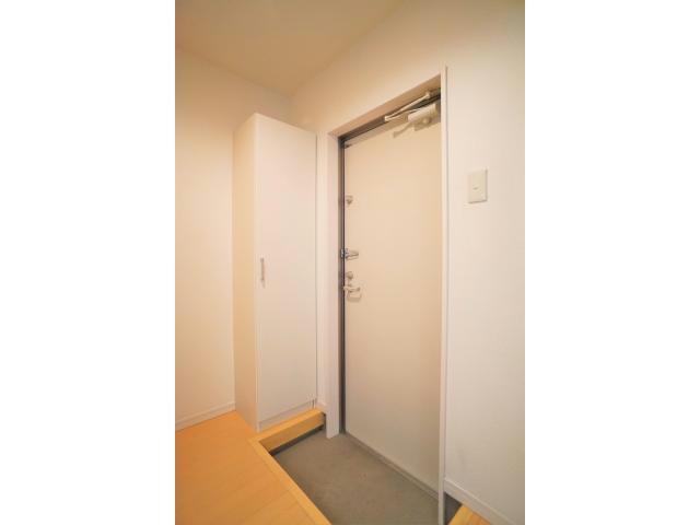 玄関　シューズボックス・玄関ダブルロックキー