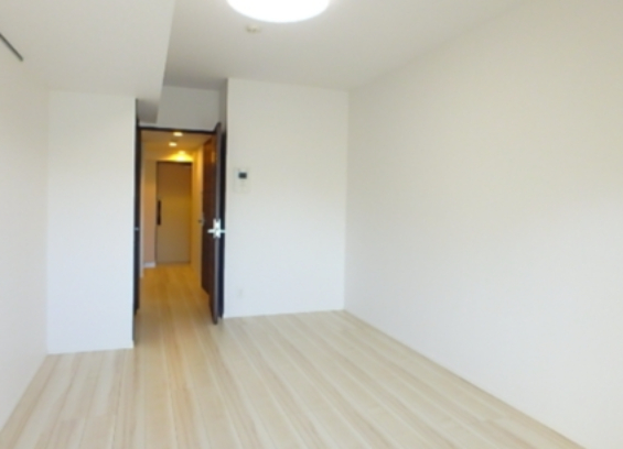 居室・リビング　☆明るい洋室☆