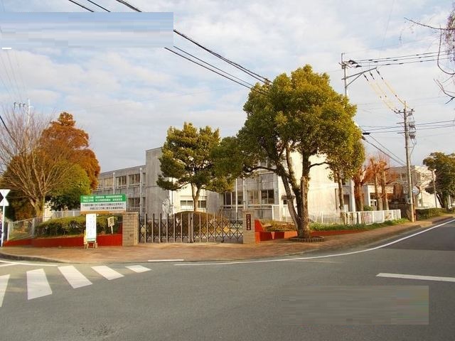 小学校　花園小学校（小学校）まで500m