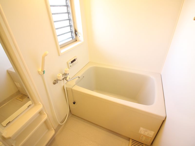 バス・シャワールーム　別号室イメージ