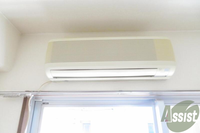 その他設備　あらかじめエアコンがついています。夏も冬も快適ですよ～。