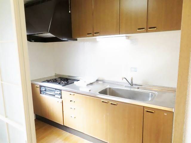 キッチン　ガスコンロ付きシステムキッチン