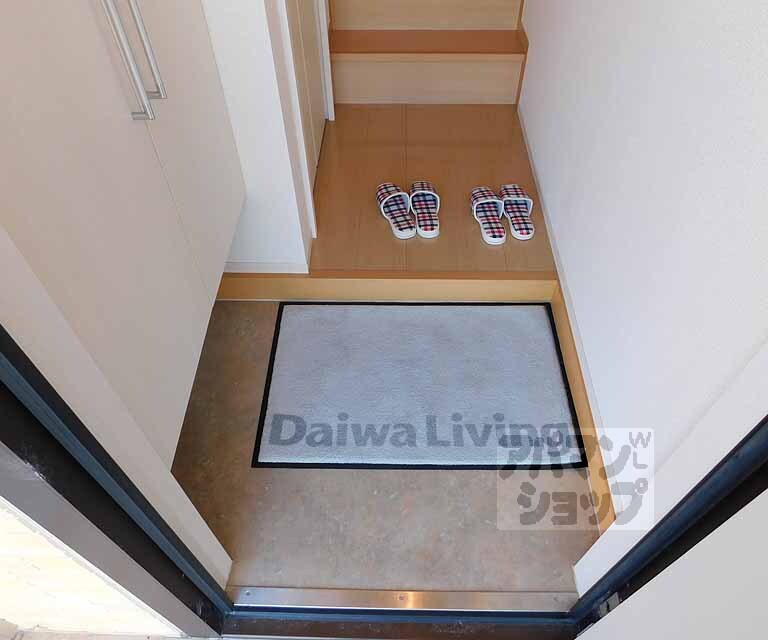 玄関　段差も少ない