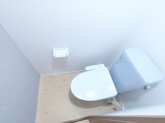 トイレ　ウォシュレットの設置が出来る新品のトイレ