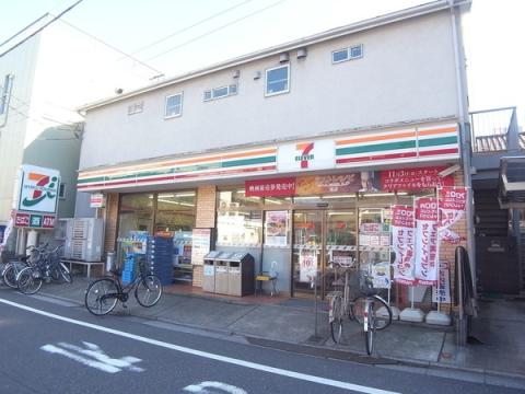 コンビニ　セブンイレブン板橋4丁目店（コンビニ）まで369m
