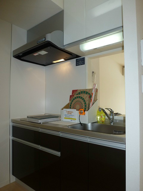 キッチン　写真は205号室です。