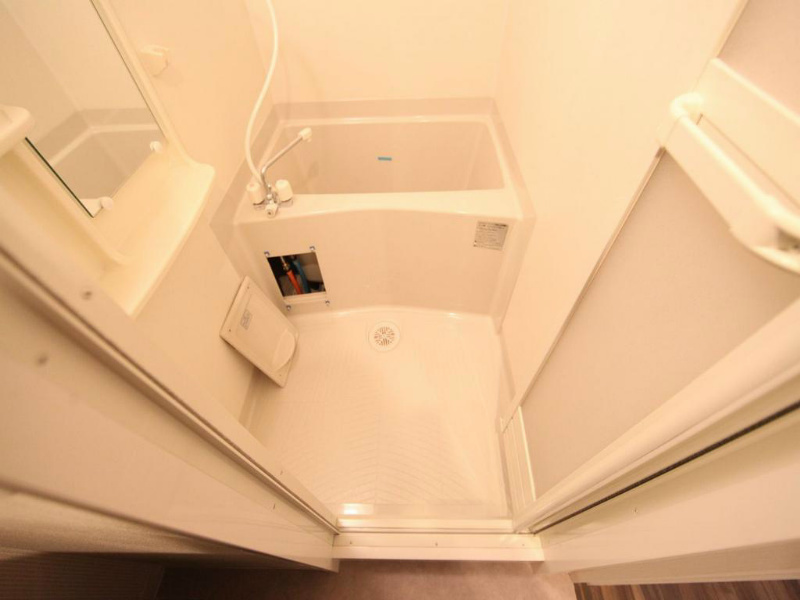 バス・シャワールーム　浴室暖房乾燥機付　24時間換気機能付お風呂