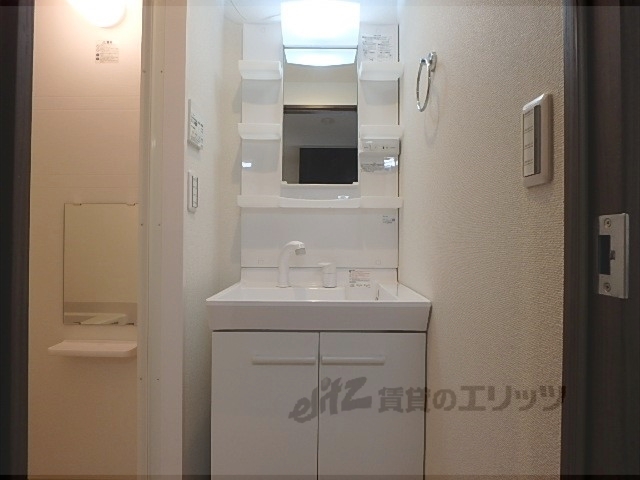 洗面設備　独立洗面台