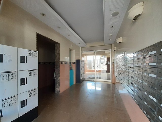 エントランス　落ち着いたエントランスです