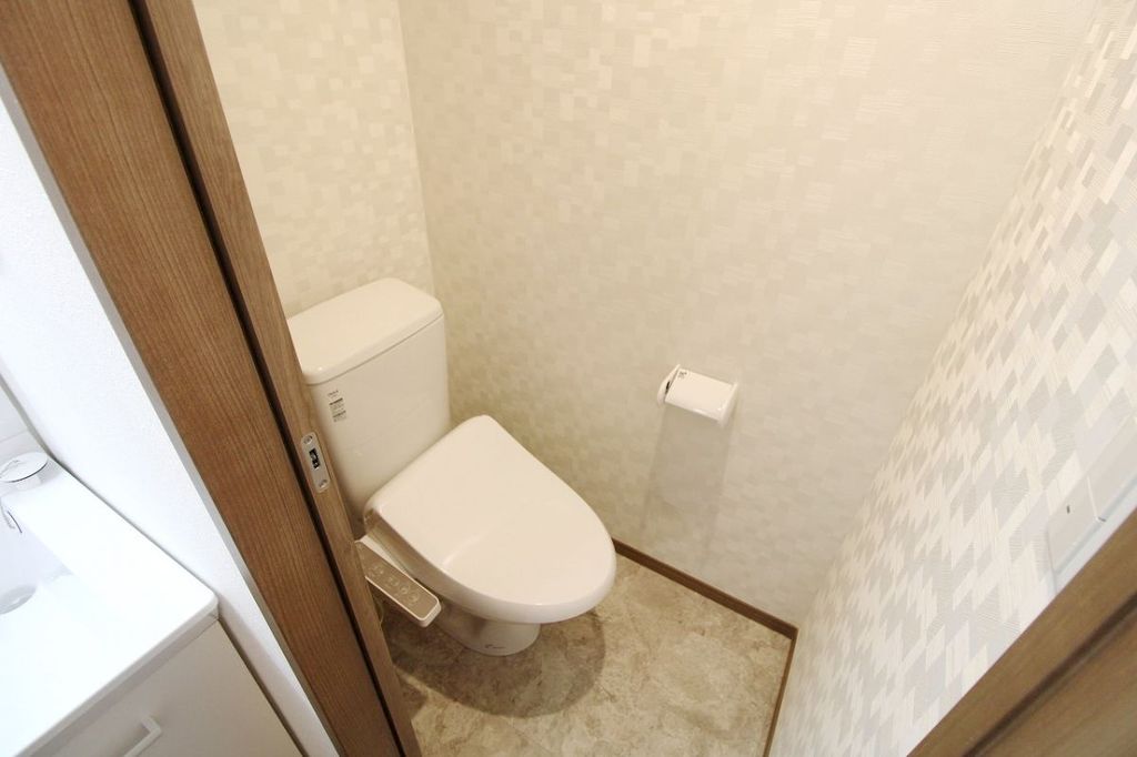 トイレ　トイレ