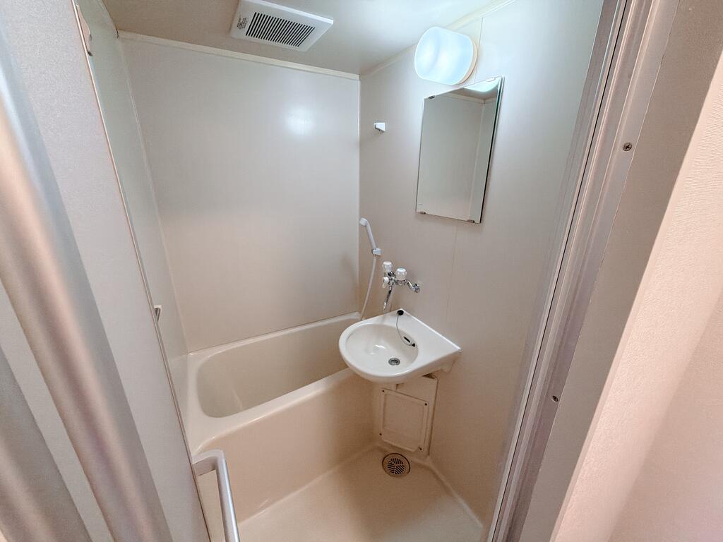 バス・シャワールーム　浴室鏡・扉新品