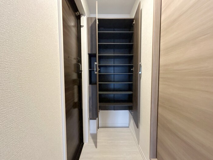 玄関　☆広々とした玄関☆