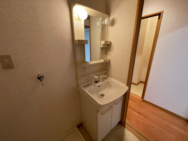 洗面設備　洗髪洗面です