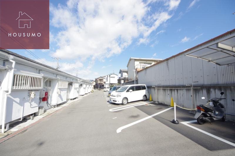 駐車場　駐車場完備です