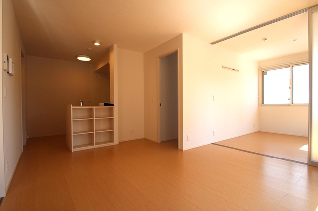 居室・リビング　１０３　ＬＤＫ